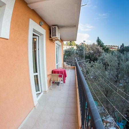 Villa Nadezda Petrovac na moru Exterior foto