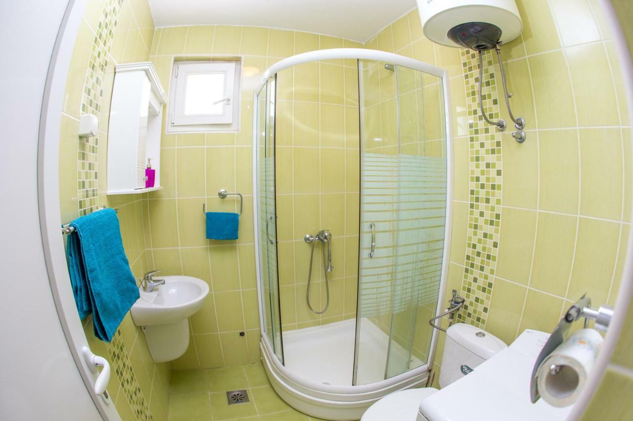 Villa Nadezda Petrovac na moru Zimmer foto